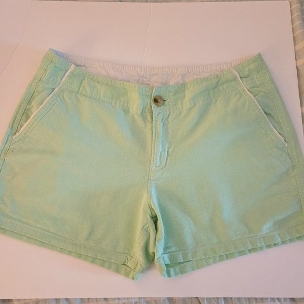 COLUMBIA SHORTS | PFG SHORTS | MINT GREEN SHORTS